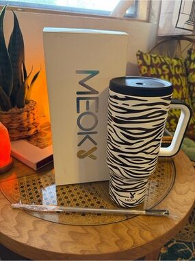 Zebra Print Insulated Travel Mug - Black & White